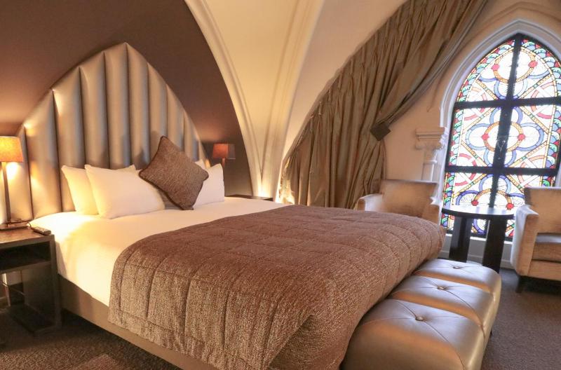 Deluxe Double Room in Church area image 3