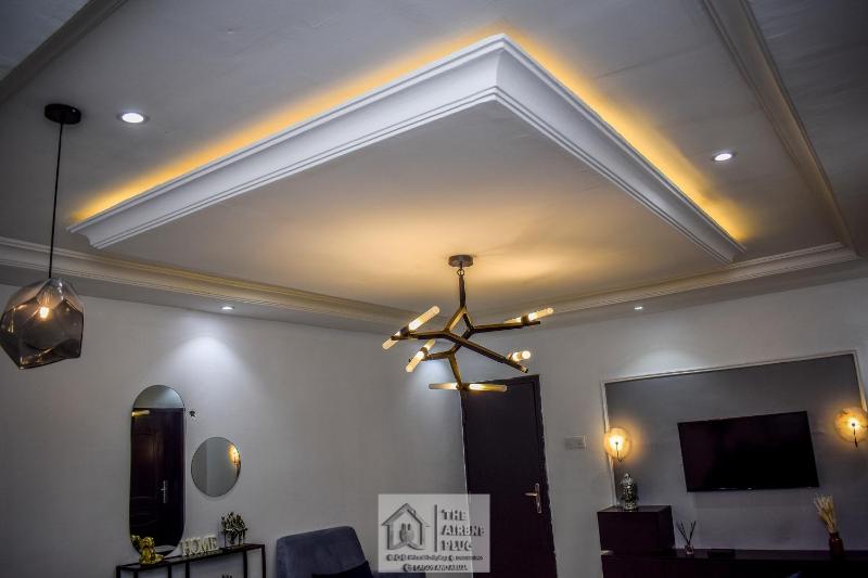 Beautiful One Bed Apartment in Lekki Phase1 - image 12