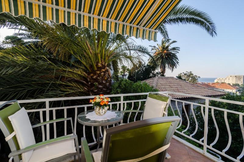 Comfort Double Room with Balcony image 4