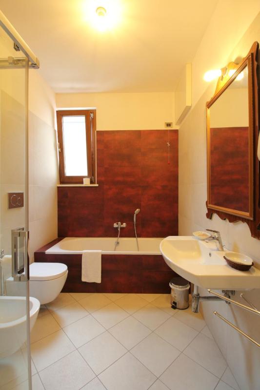 King Room with Terrace image 3
