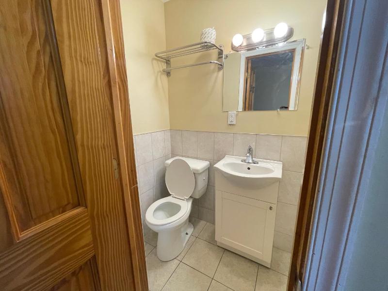 Suite with Three Double Beds image 2