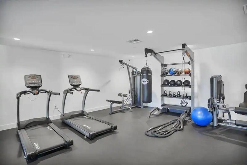 The Avalon Club - image 32