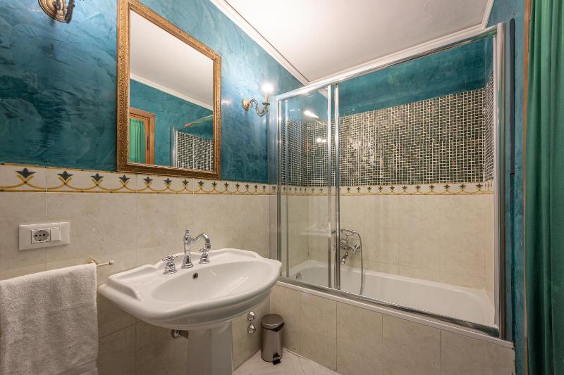 Ponte Vecchio Luxury II - image 14