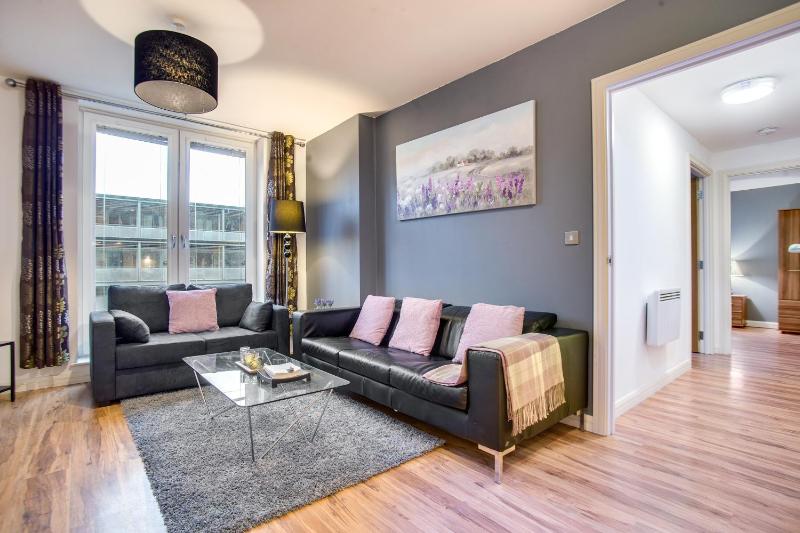 Inners City Apartments -On Suites - image 34