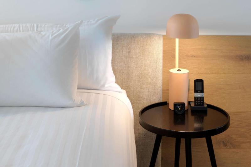 Atrium Suite image 2
