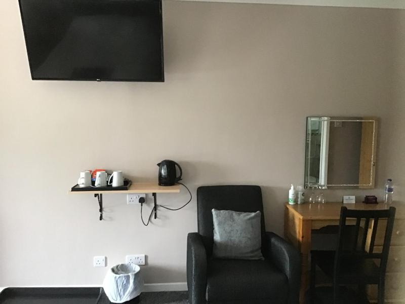 Superior Family Room image 1