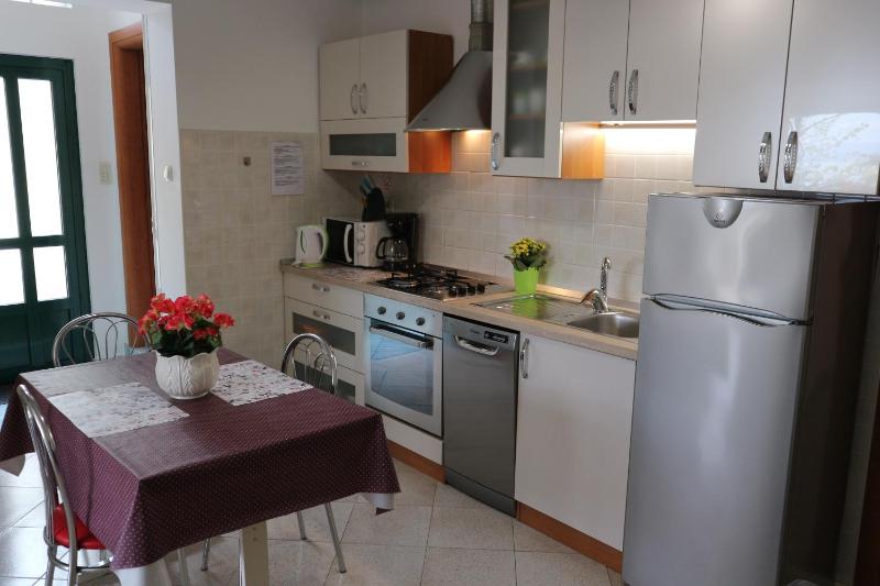 Apartments Komel II - image 8