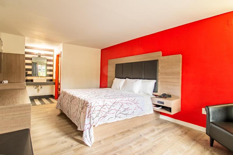King Room - Ground Floor image 3