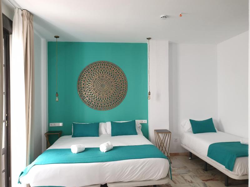 Hotel y Apartamentos Doña Lola - image 5