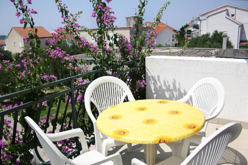 Apartment in Vodice with sea view balcony air conditioning WiFi 612-4 - image 6