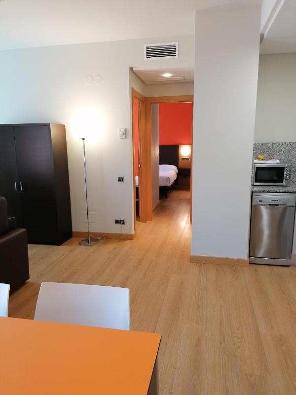 Economy Apartment (4-6 Adults) image 1