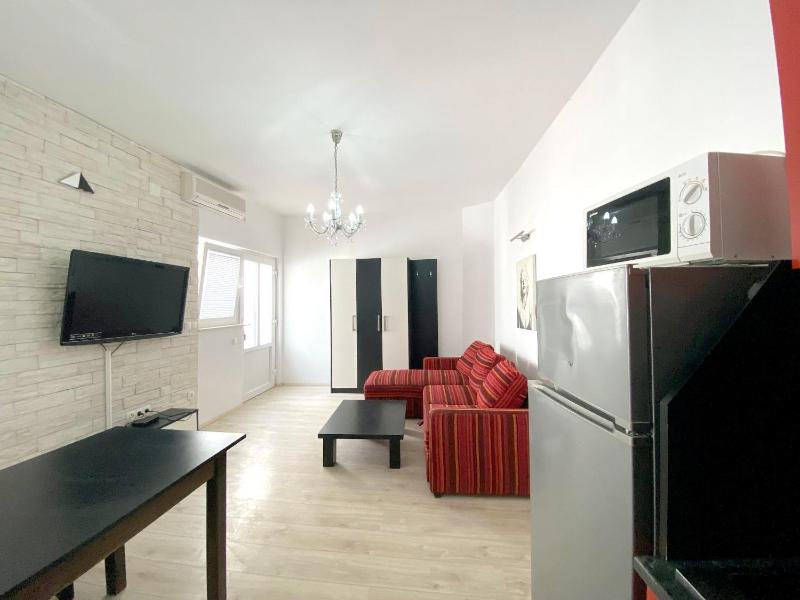 Seaview Apartment in Vodice - 47m² - image 2