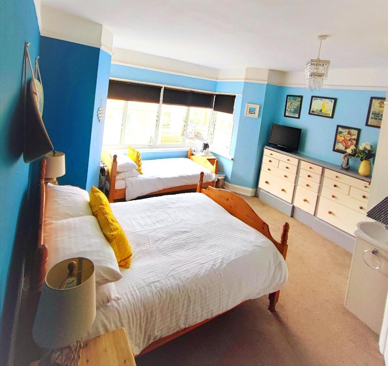 Family Room with Private Bathroom image 2