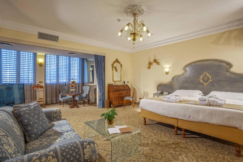 Special Double Room image 4