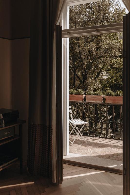 Double Room with Balcony image 3
