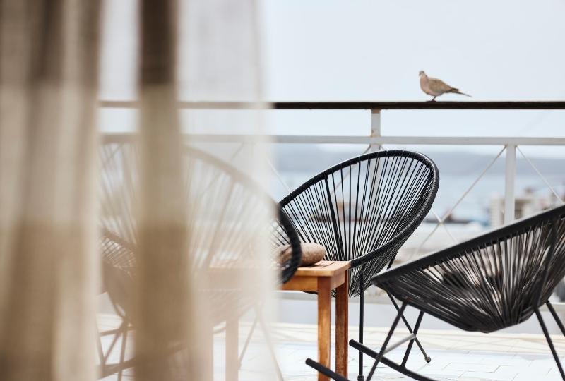 Superior Triple Room with Sea View image 4