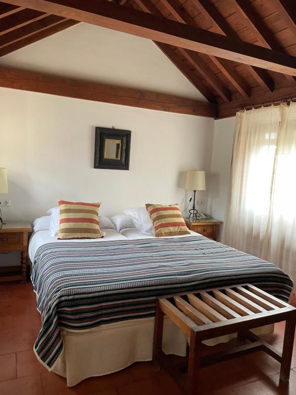 Classic Double or Twin Room with Parking Space image 1
