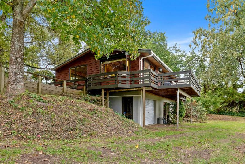 Rutherfurd Lakehouse - Taupō Holiday Home - image 25