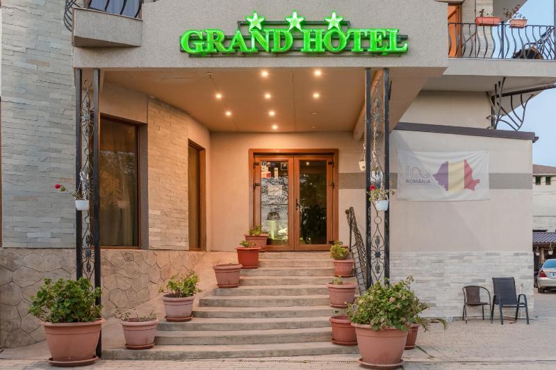 Hotel Grand - image 14
