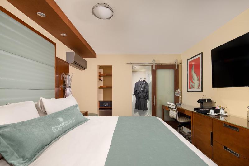 King Room image 1