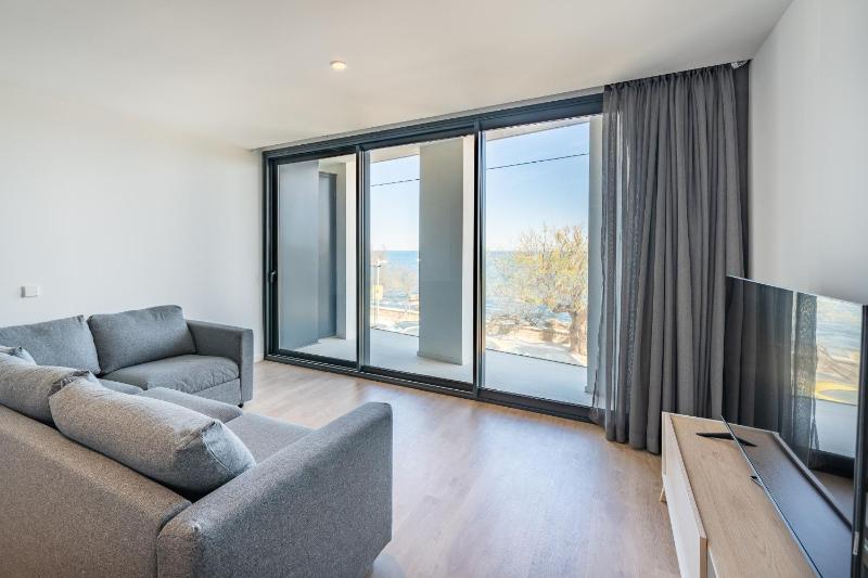 Apartamento Melody con terraza y vistas al mar - image 14