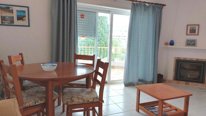 Apartment with Balcony image 4