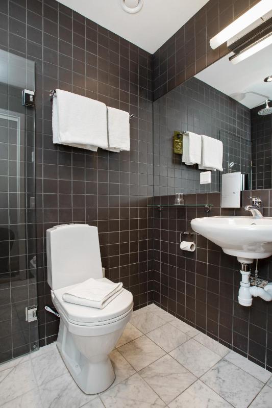 Standard Single Room image 2