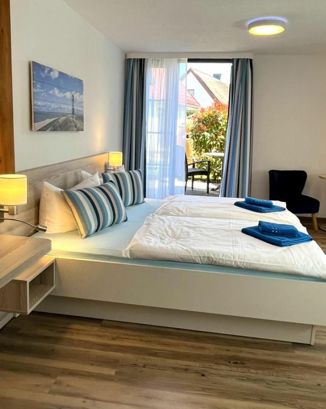 Double Room with Terrace image 1