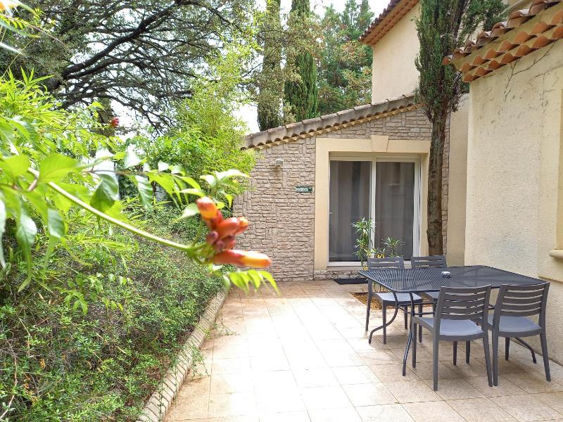 Superior One-Bedroom Cottage - Hacienda  image 2