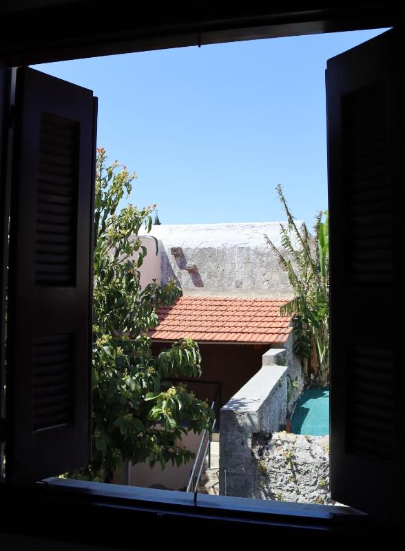 Single Room image 3