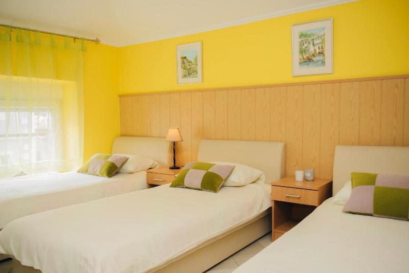 Triple Room image 1