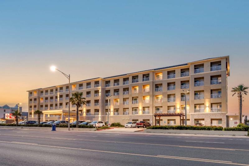 Best Western Plus Galveston Suites - image 21