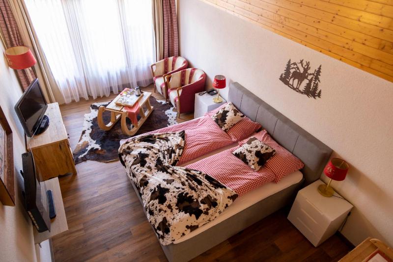 Junior Suite with Balcony image 3
