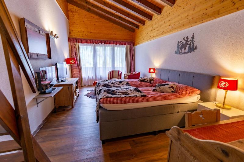 Junior Suite with Mountain View image 3
