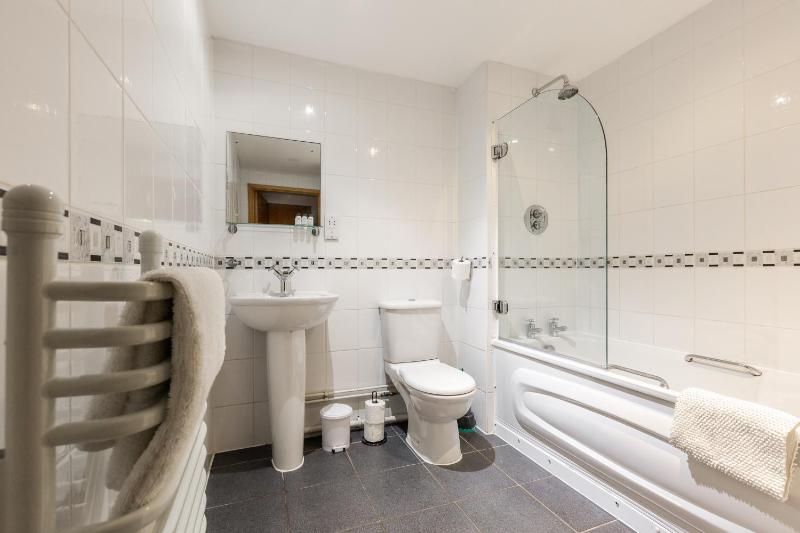Two-Bedroom Apartment image 4