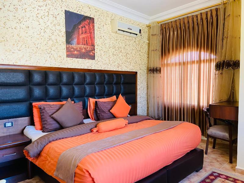 Anbat Midtown Hotel - image 11