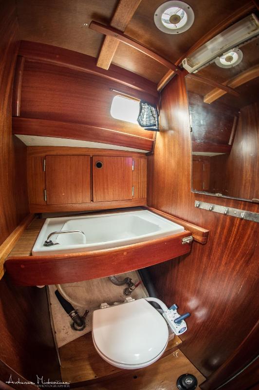 Yacht image 3