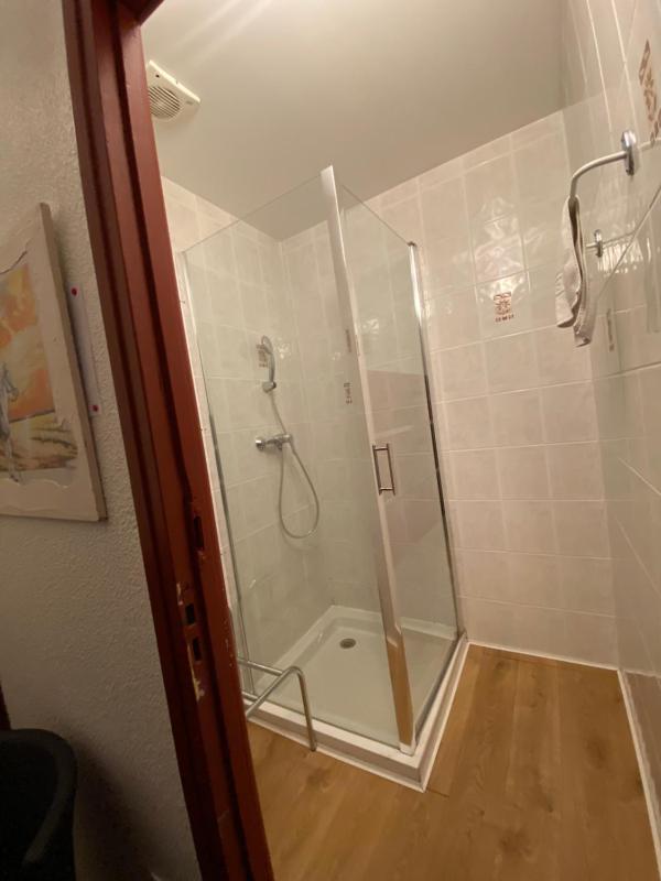 Double Room with external bathroom image 4