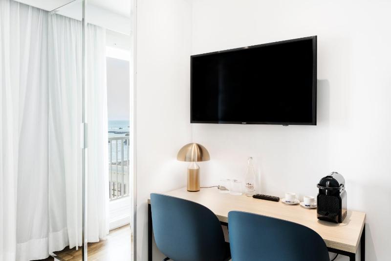 Hotel Le Windsor Biarritz - image 7