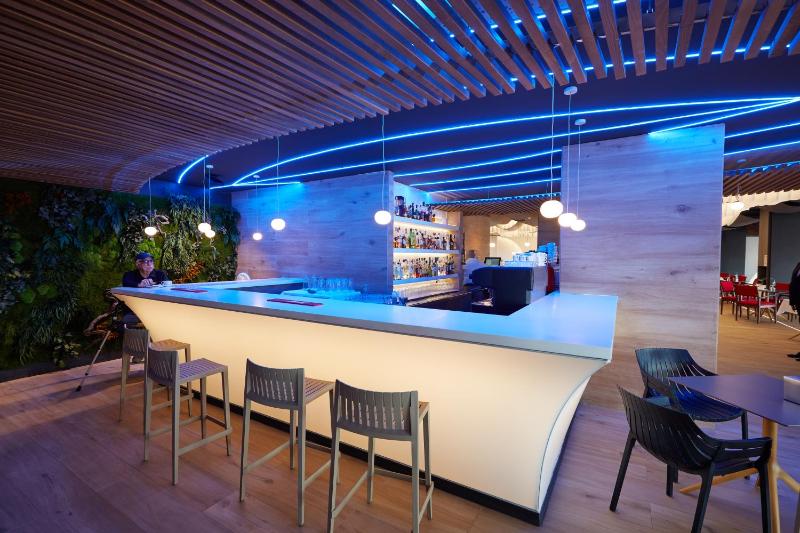 One-Bedroom Apartment (2 Adults + 2 Children) image 4