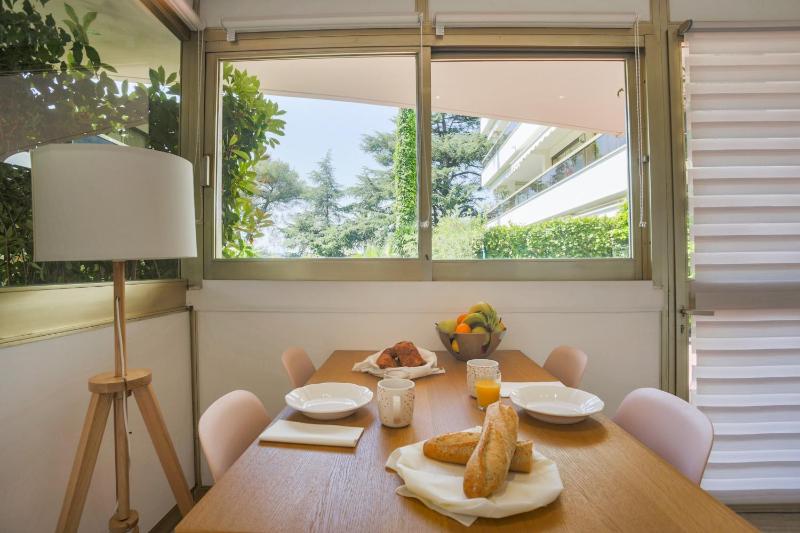 Studio A/C La Californie with patio by Olidesi - image 14