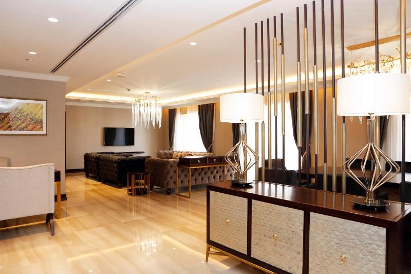 Presidential Two Bedroom Suite image 4