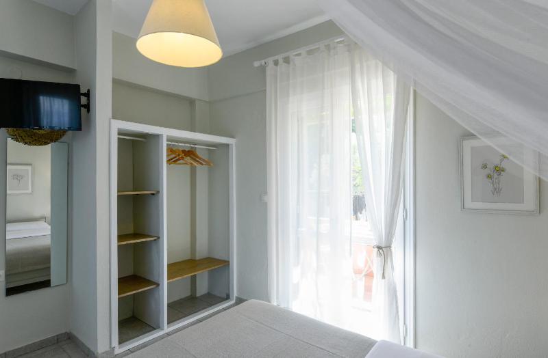 Apartment with Sea View image 4