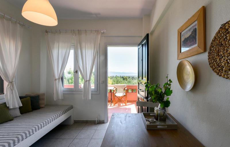 Apartment with Sea View image 3
