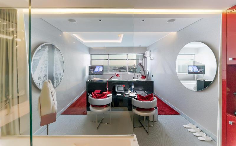 Special Offer - Deluxe Double Room image 3
