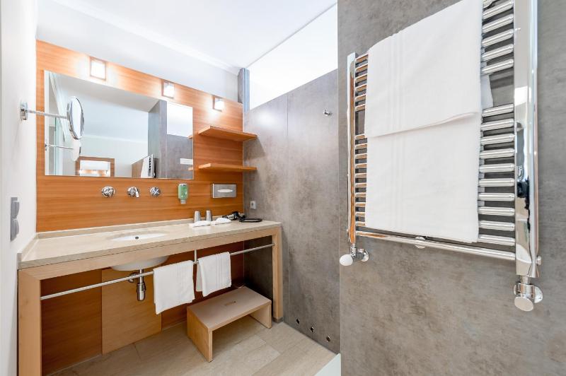 Studio Apartment image 3