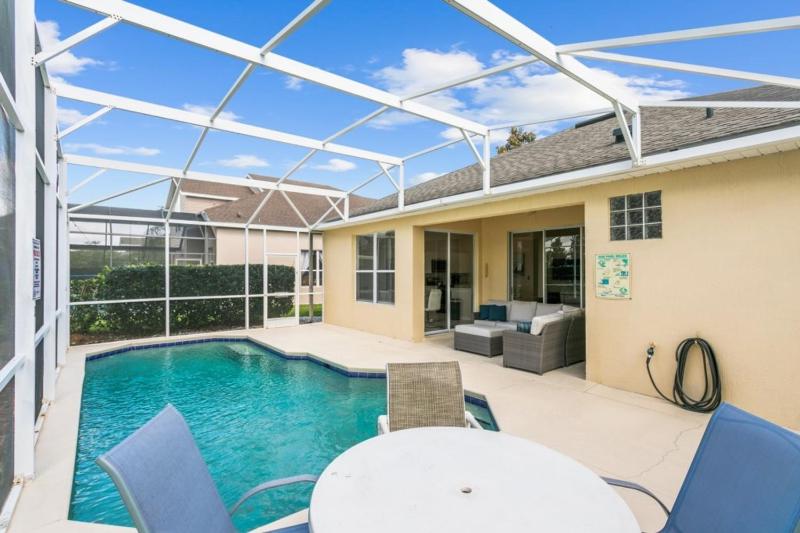 South Facing Pool 4 Bedroom 3 Bath Villa villa - image 12