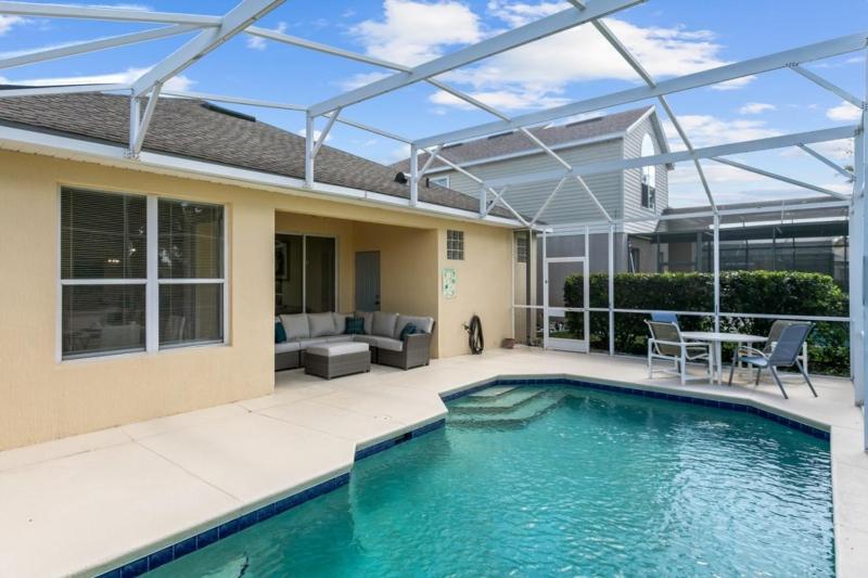 South Facing Pool 4 Bedroom 3 Bath Villa villa - image 25