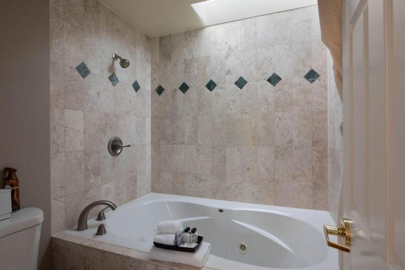Inn Above Oak Creek Sedona - image 21