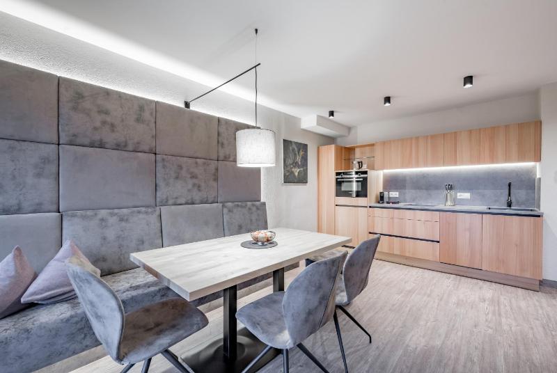 Superior Apartment image 3